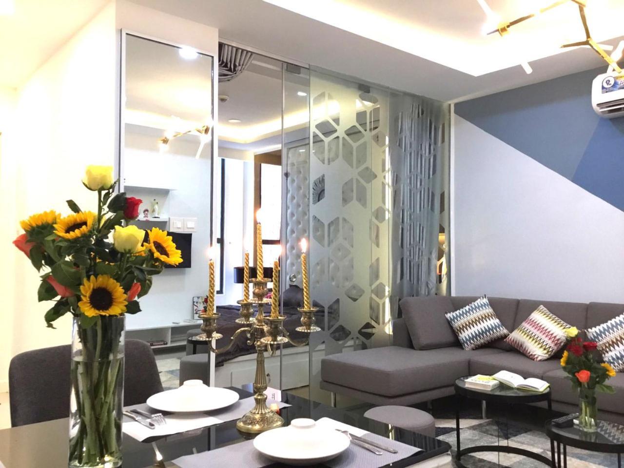 Linda Apartment-icon56-district4-3mins To Center Dtrc1- Infinity Pool- Awesome Rooftop Apartment *